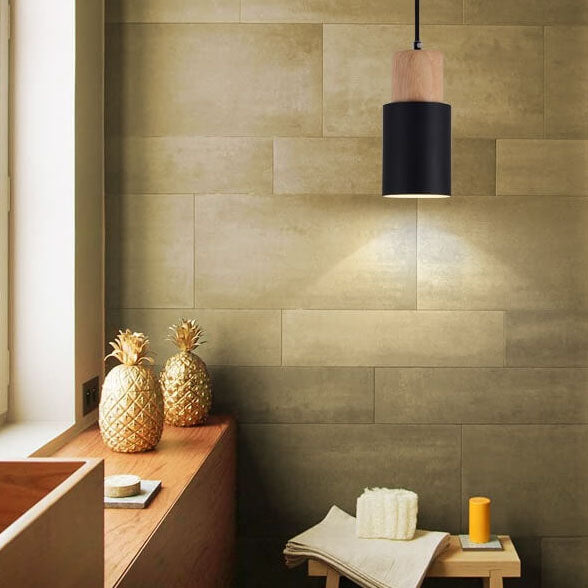 Moderne Hanglamp van Metaal en Hout met Kleurrijk Design