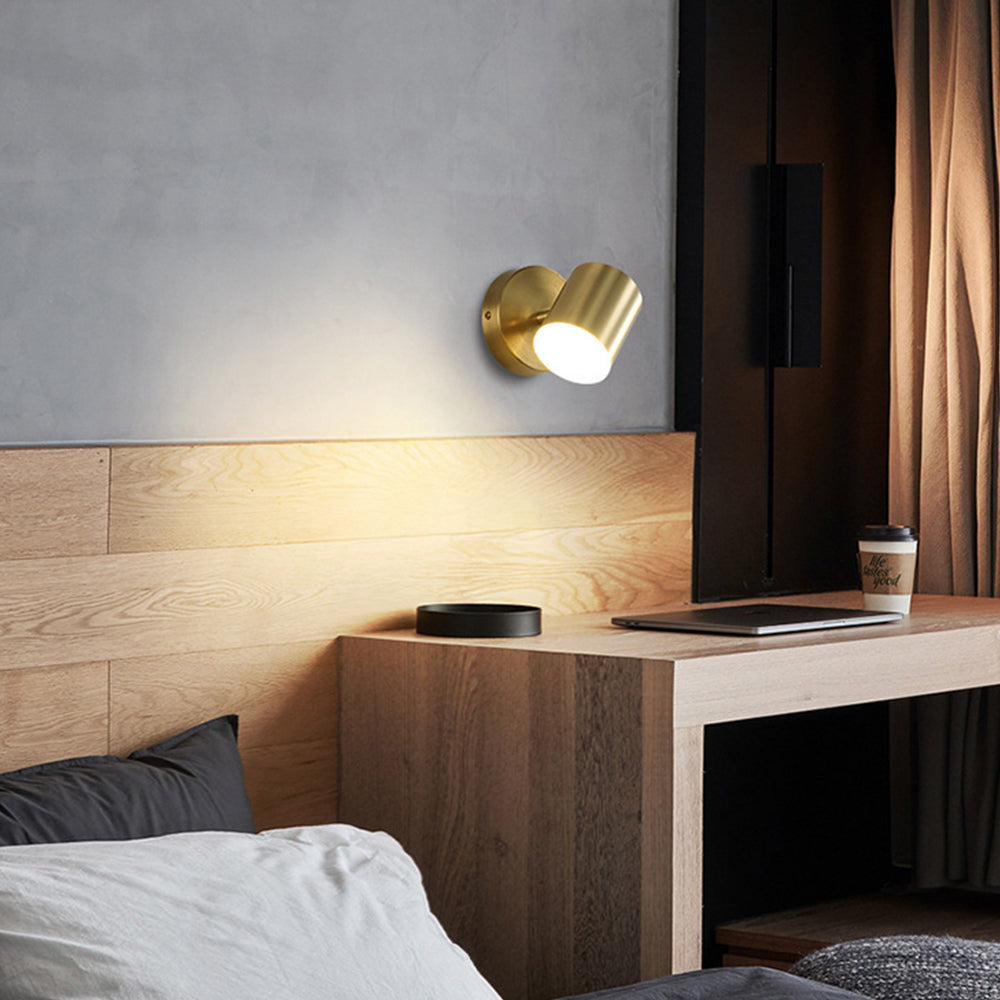 Skära – Minimalistische Wandlamp met Geïntegreerde LED & Gouden Afwerking