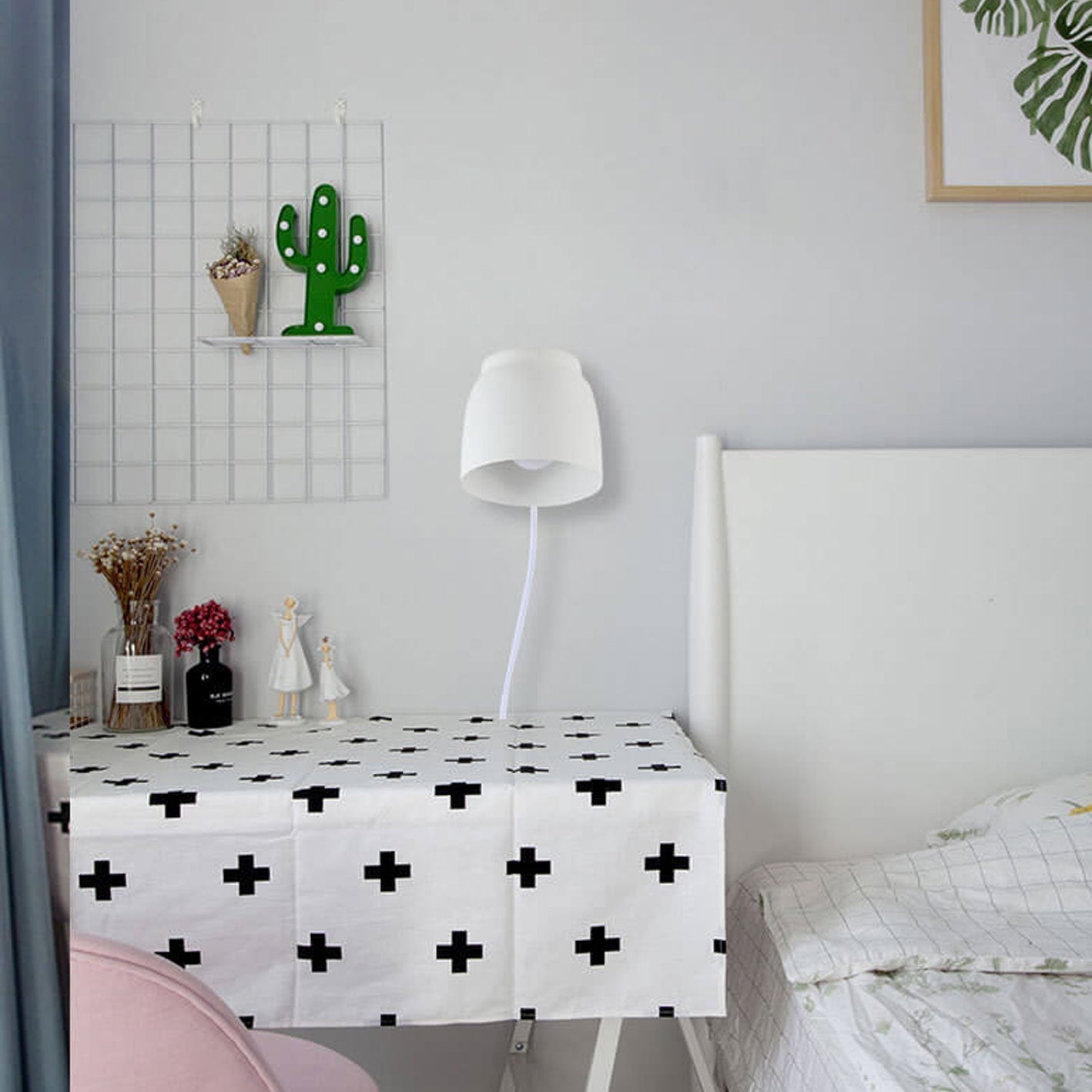 Moderne Wandlamp van IJzer en Hout – Zwart, Wit of Grijs