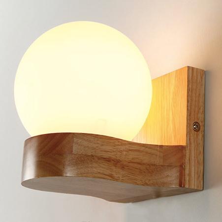 Moderne Houten Wandlamp met Glazen Kap