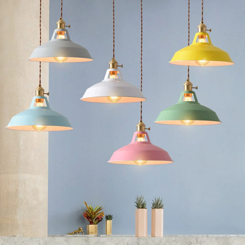Retro Hanglamp in pastel kleuren voor een Abstract Design