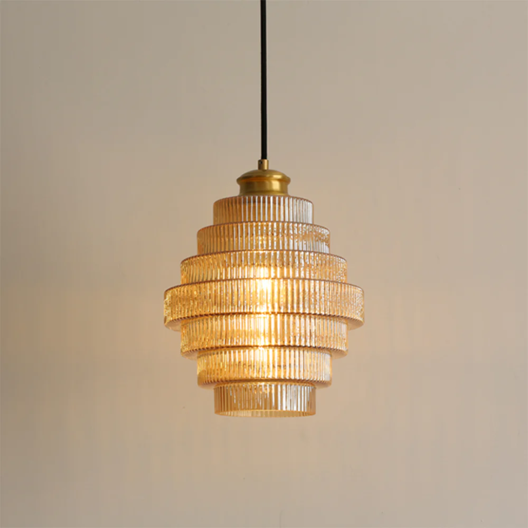 Golvende Glazen Hanglamp met Geribbelde Kap en Messing Details