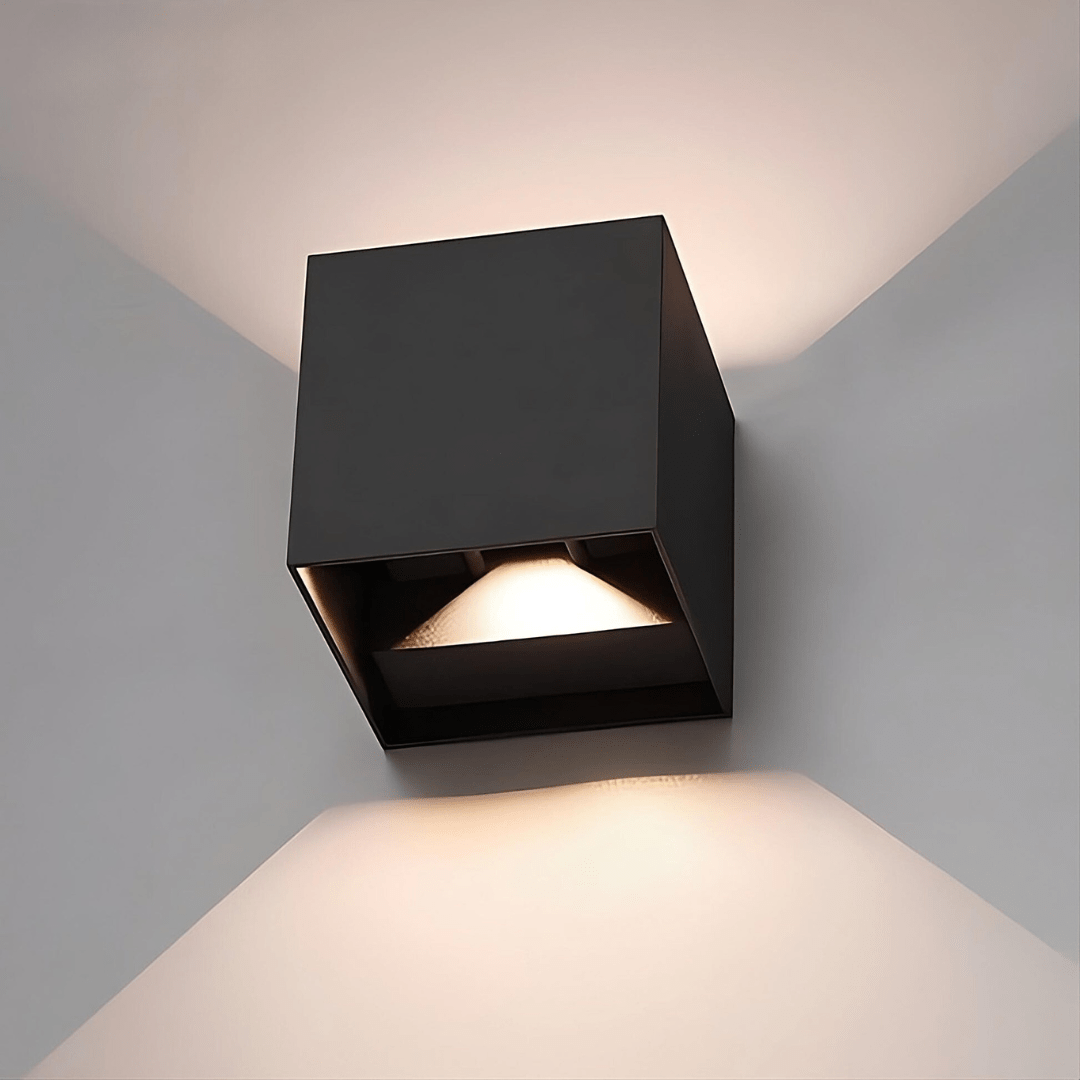 Kabo – Design Wandlamp met Bewegingssensor & Minimalistisch Ontwerp