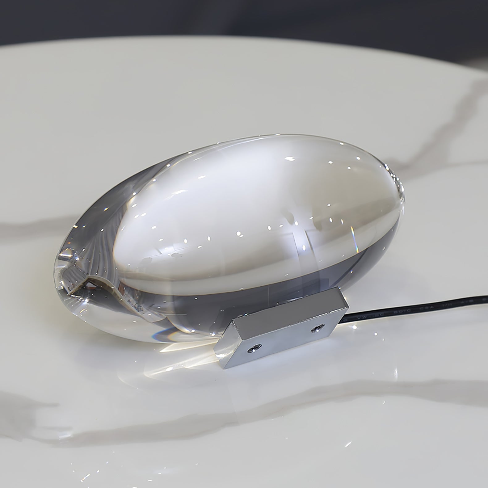 Design Tafellamp met Kristal Lens – Sfeervolle Oogprojectie & LED Lichtstanden