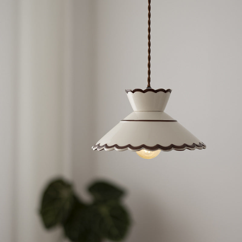 Franse Keramische Hanglamp – Minimalistische Kegelvorm, E26 Fitting