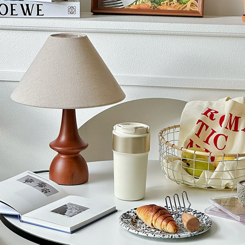 Vintage Tafellamp met Wintersfeer – Walnoothout & Linnen Kap – Retro Design