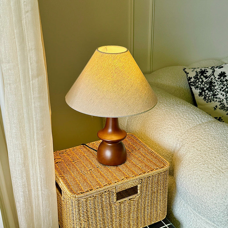 Vintage Tafellamp met Wintersfeer – Walnoothout & Linnen Kap – Retro Design