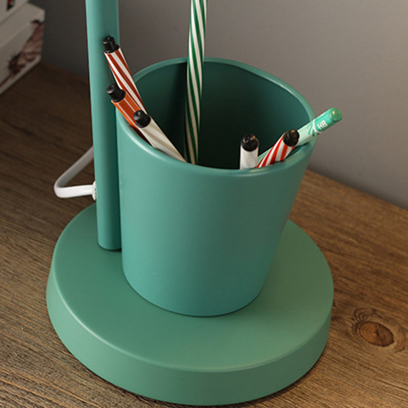 Nordic Tafellamp van IJzer en Massief Hout – Meerdere Kleuren