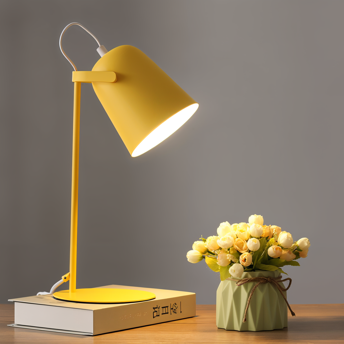 Hygge – Kleurrijke Bureaulamp met Scandinavisch Design