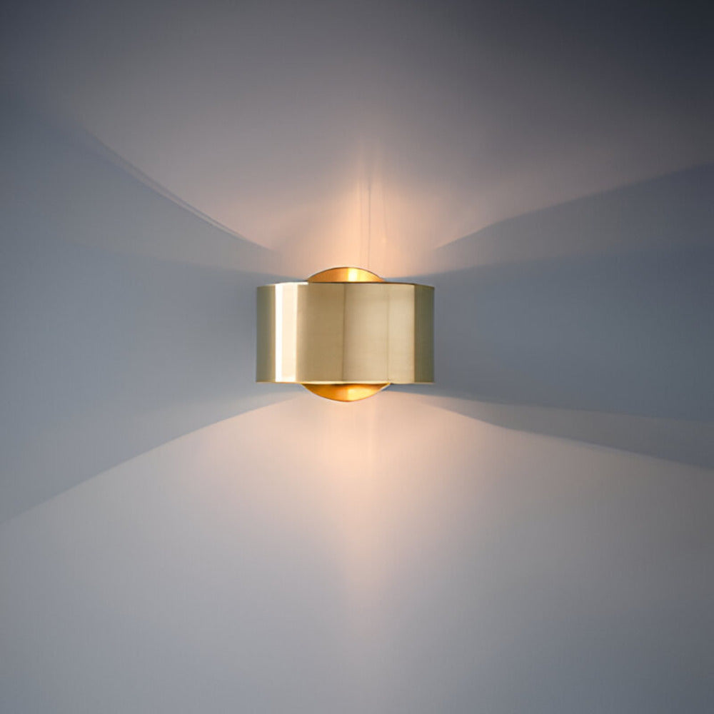 Gouden Wandlamp met Modern Scandinavisch Design