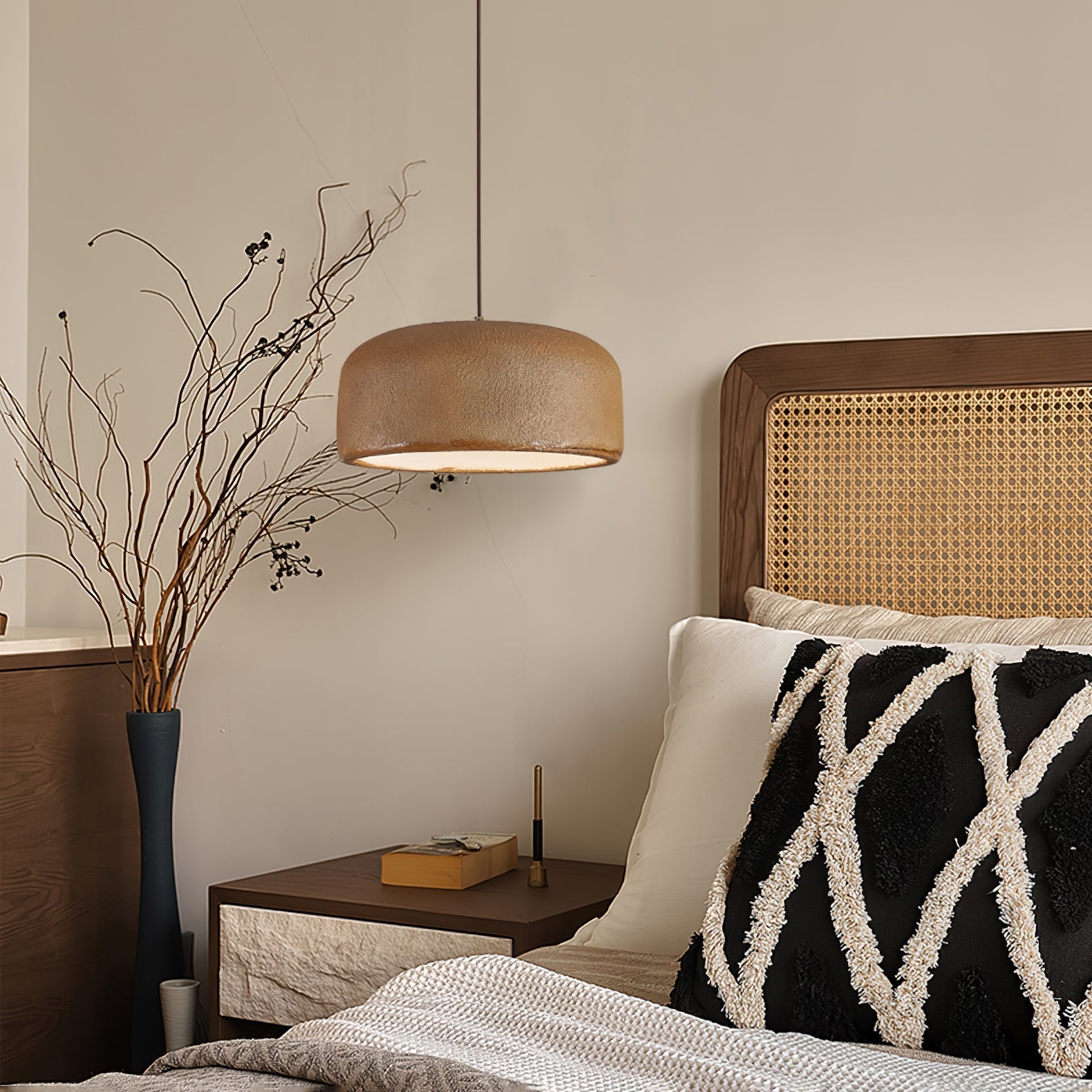 Organische Design Hanglamp van Resin – Moderne Natuurlijke Sfeerverlichting