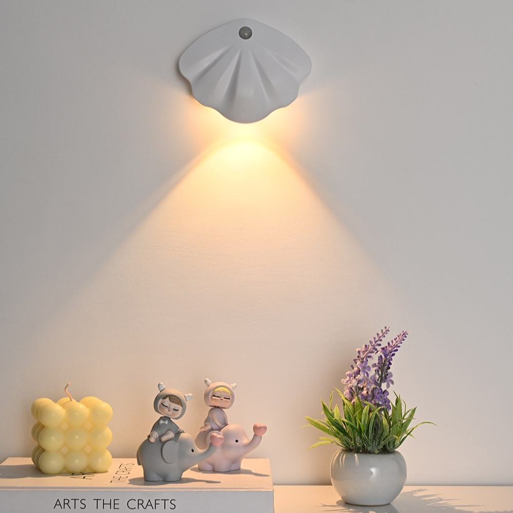 Shell Motion Sensor Lamp – USB Rechargeable Motion Sensor Lamp
