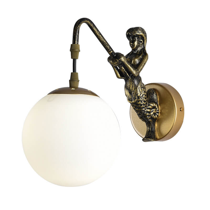 Moderne Wandlamp met Glazen Kap en Metalen Afwerking