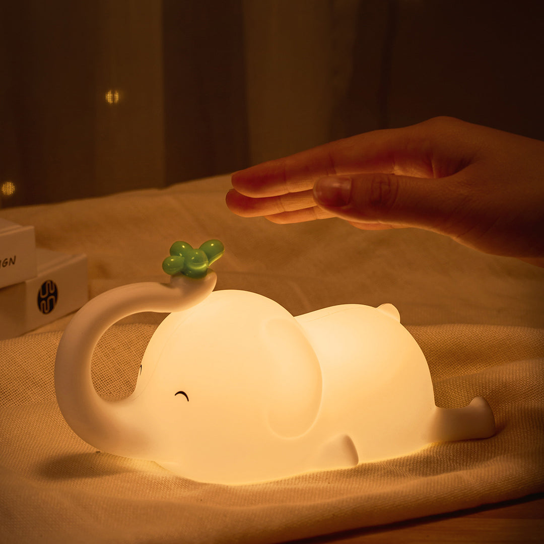 Lumio - Vliegende Olifant Nachtlamp LED Squishy