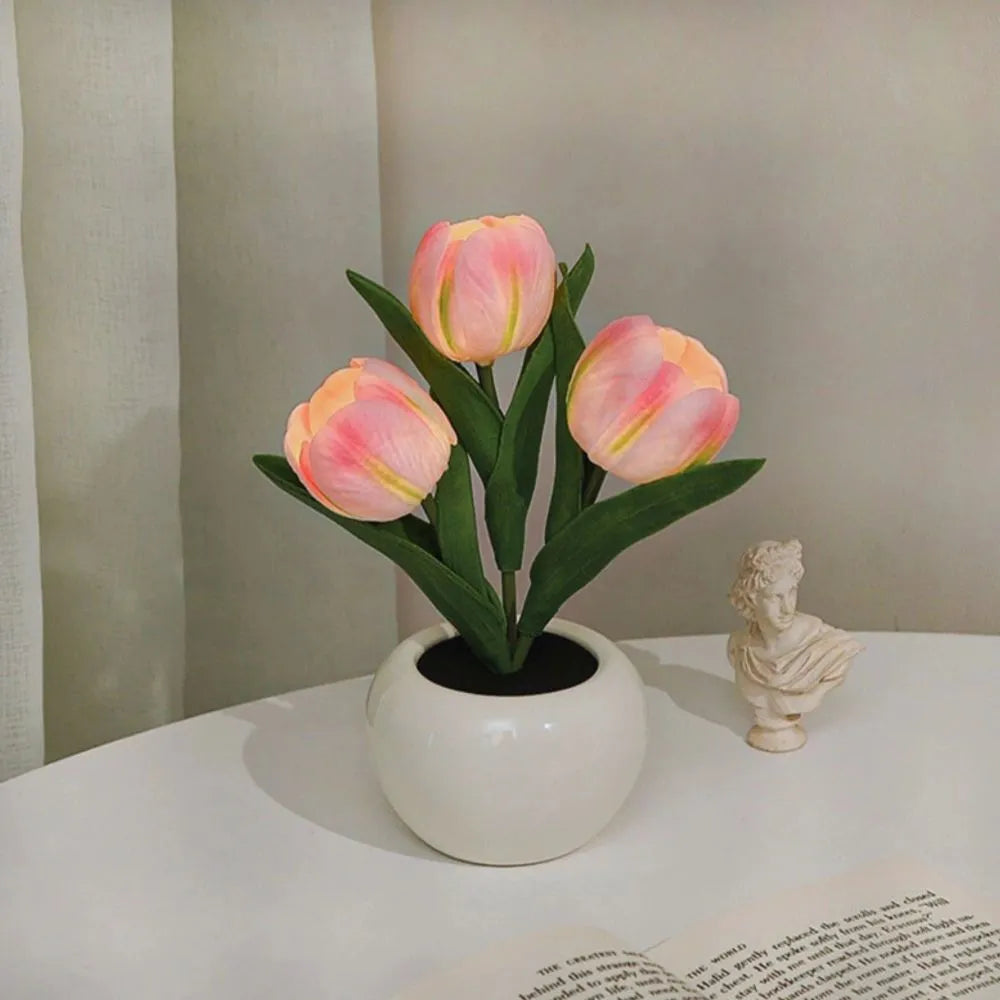 Tulp Nachtlamp – Elegante Bloemen LED Lamp voor Gezellige Sfeer