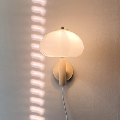 Moderne Wandlamp van Glas en IJzer – Milk White