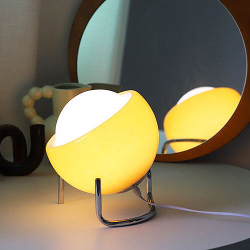 Moderne Oranje Tafellamp van Glas en IJzer – E26 Plug-in