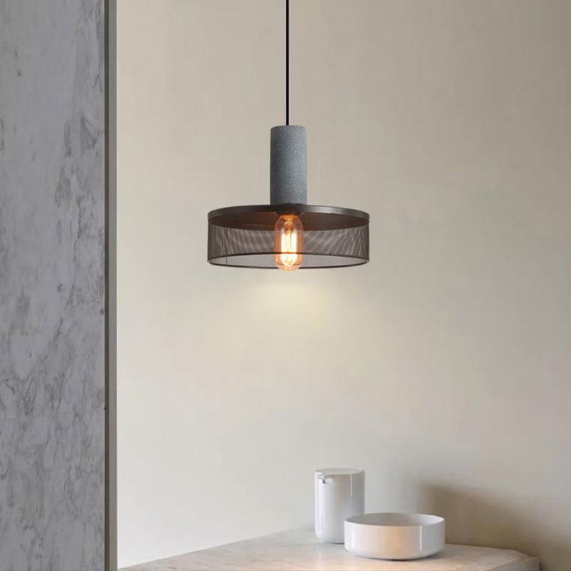 Warme Industriële Plafondlamp met Modern Design