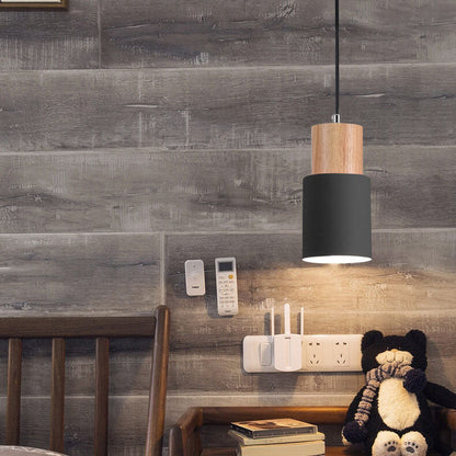 Moderne Hanglamp van Metaal en Hout met Kleurrijk Design
