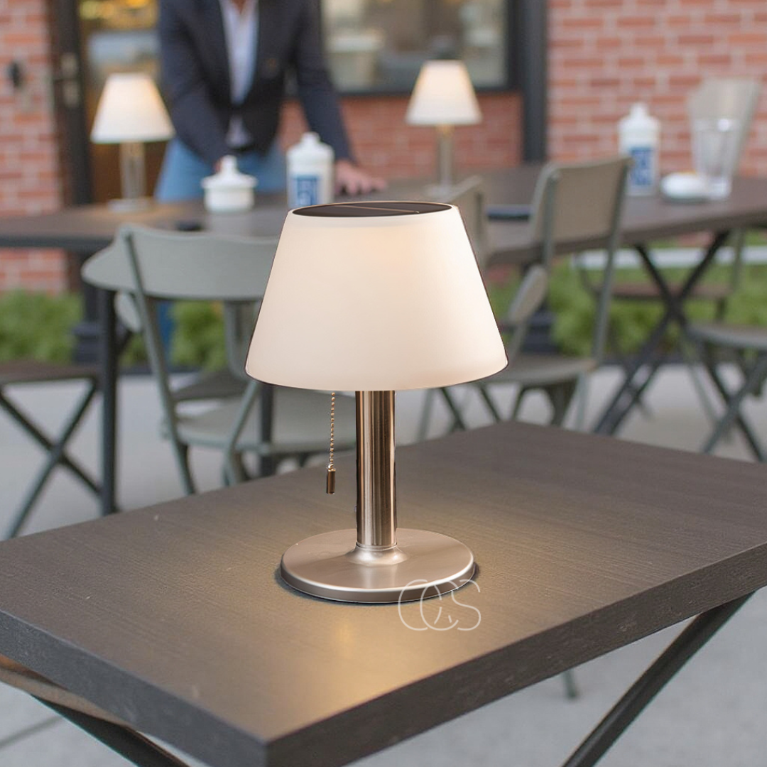 Gil – Solar Tafellamp met Automatische Verlichting & Draadloos Design