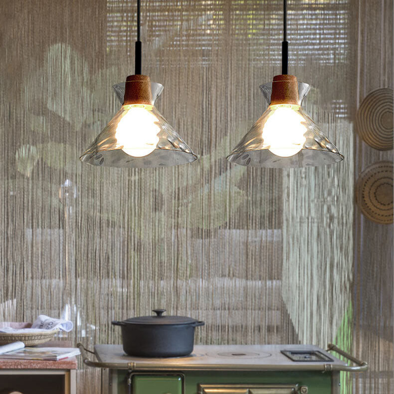 Moderne Glazen Hanglamp met Houten Accenten in Diverse Designs