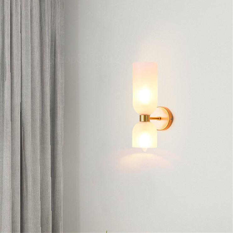 Flute – Elegante Wandlamp met Glas en IJzer in Retro Stijl