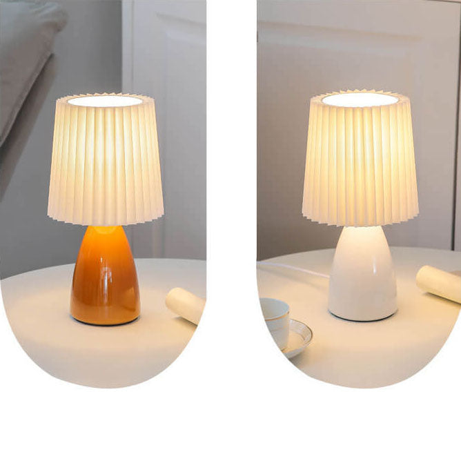 Scandinavische Glazen Tafellamp met Stoffen Kap – 3-Kleurig Dimbaar Licht