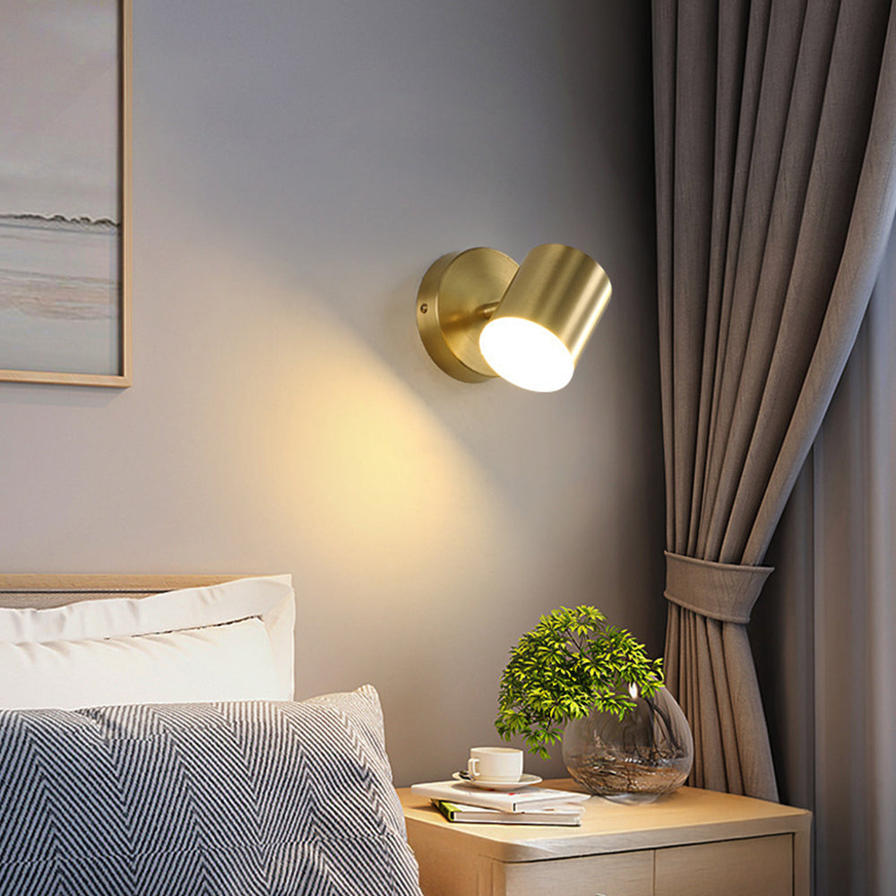 Skära – Minimalistische Wandlamp met Geïntegreerde LED & Gouden Afwerking