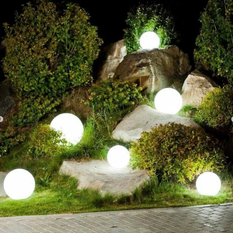 Bolvormige LED Tuinlamp voor Buiten met 16 Kleuren & Afstandsbediening