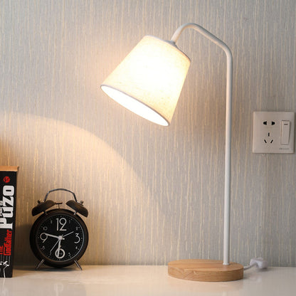 Moderne Tafellamp van Linnen, Metaal en Hout – Geïntegreerde LED met USB/Plug-In