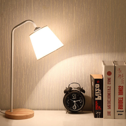 Moderne Tafellamp van Linnen, Metaal en Hout – Geïntegreerde LED met USB/Plug-In