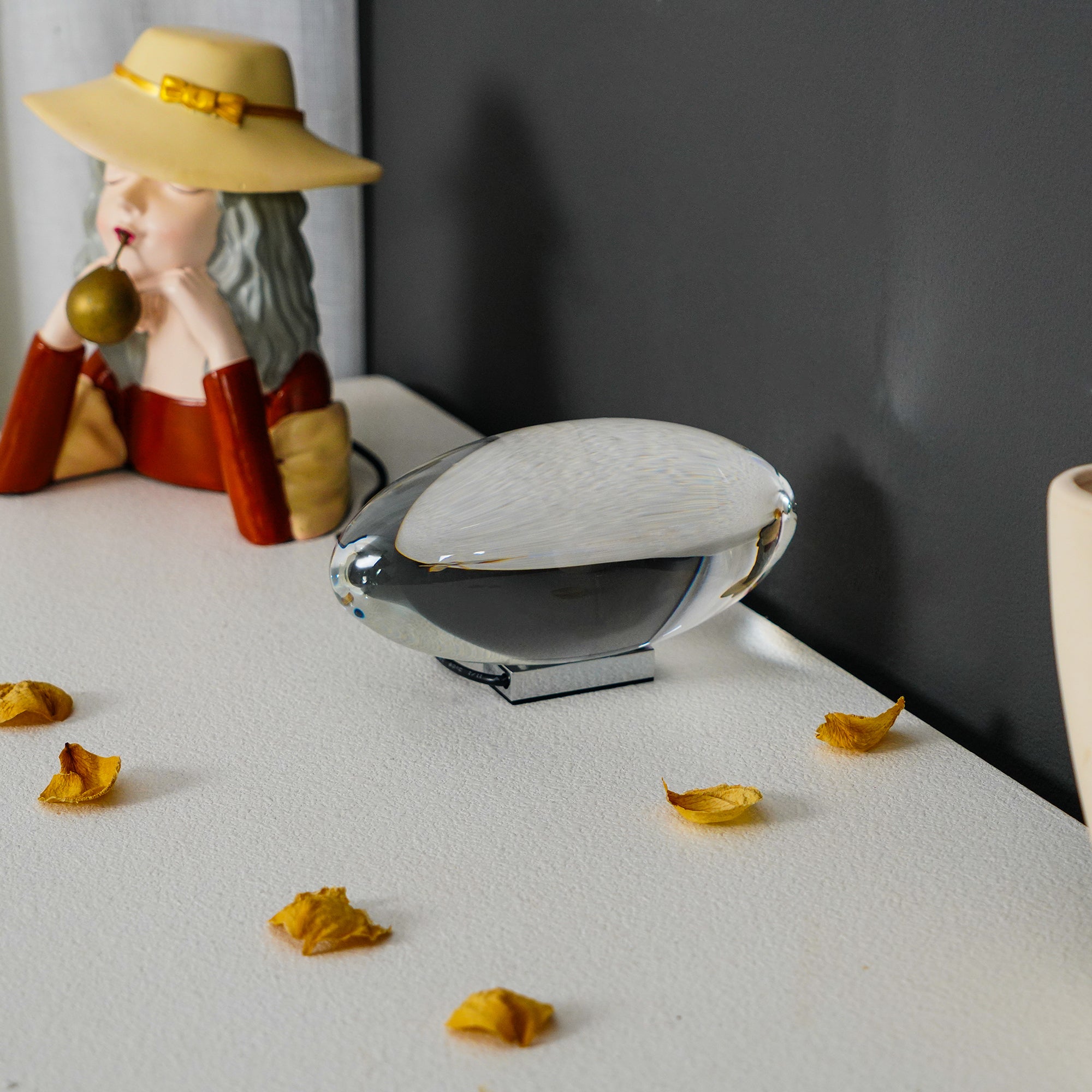 Design Tafellamp met Kristal Lens – Sfeervolle Oogprojectie & LED Lichtstanden