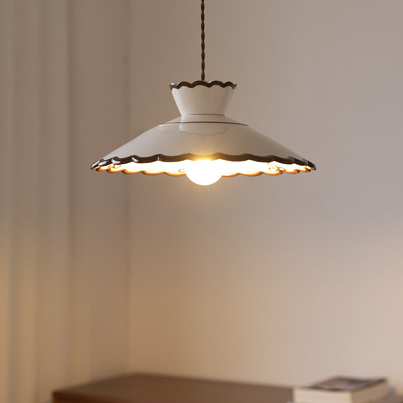 Franse Keramische Hanglamp – Minimalistische Kegelvorm, E26 Fitting
