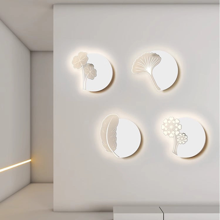 Minimalistische LED Wandlamp met Natuurmotief – Paardenbloem, Veer, Ginkgo Blad of Klavertjevier