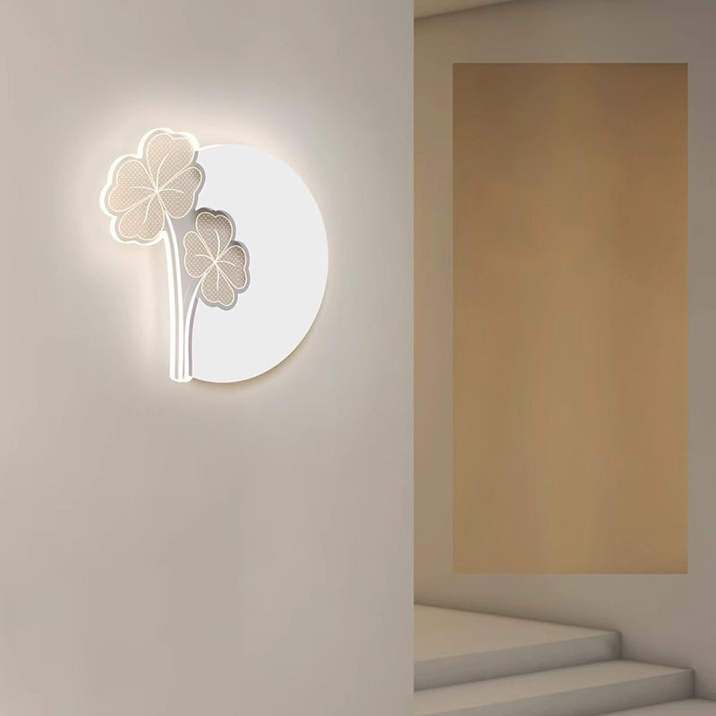 Minimalistische LED Wandlamp met Natuurmotief – Paardenbloem, Veer, Ginkgo Blad of Klavertjevier