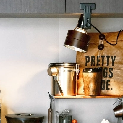 Japanse Wandlamp van Hout, IJzer en Acryl – Naturel of Walnoot