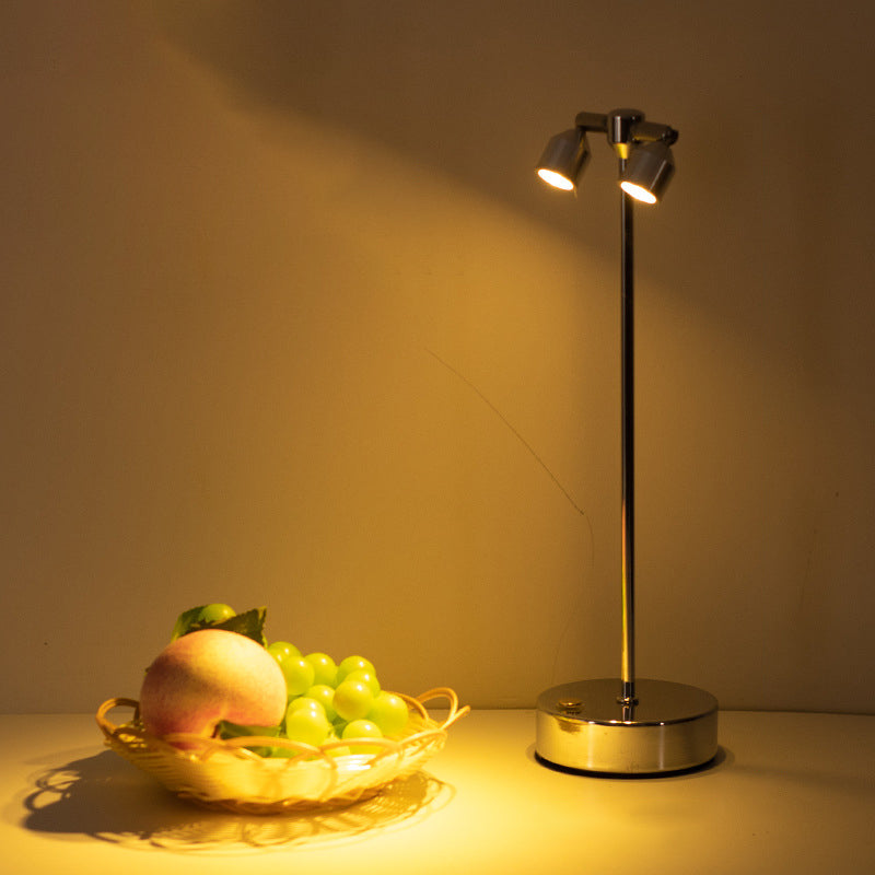 Minimalistische LED Tafellamp van IJzer – 1, 2 of 4 Lichtpunten