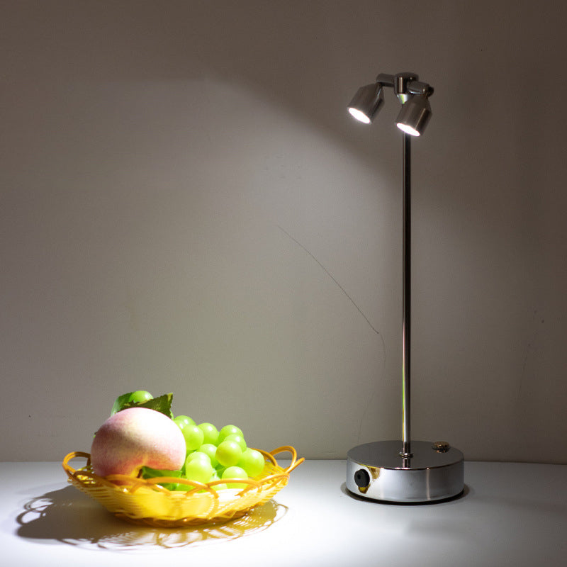 Minimalistische LED Tafellamp van IJzer – 1, 2 of 4 Lichtpunten