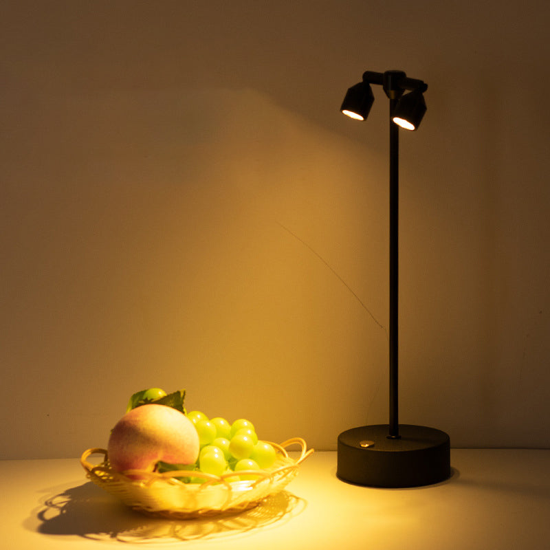 Minimalistische LED Tafellamp van IJzer – 1, 2 of 4 Lichtpunten