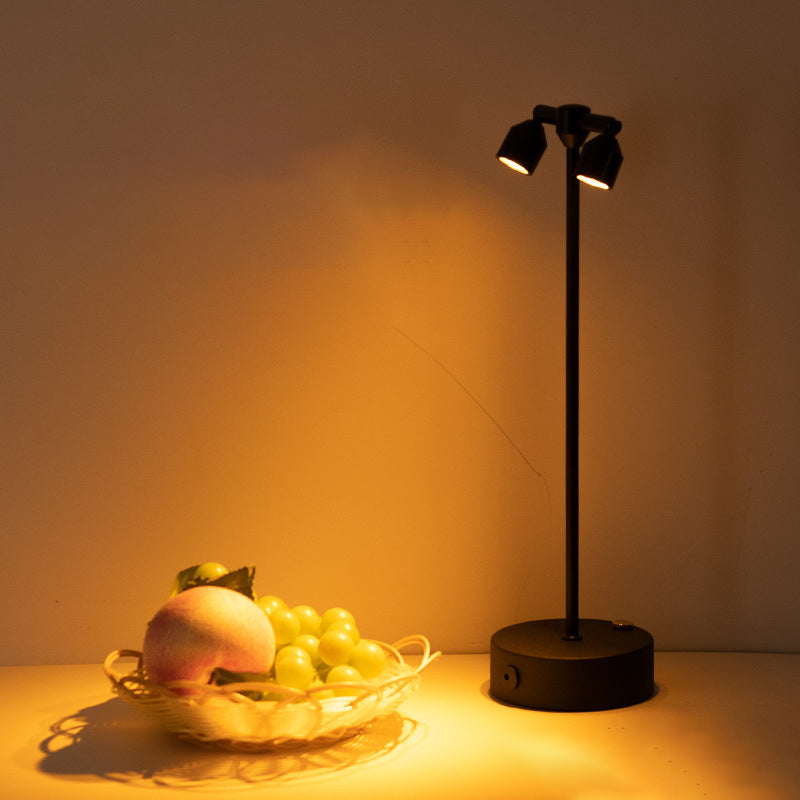 Minimalistische LED Tafellamp van IJzer – 1, 2 of 4 Lichtpunten