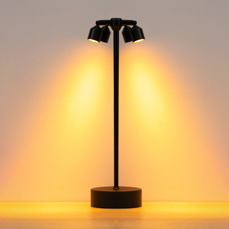 Minimalistische LED Tafellamp van IJzer – 1, 2 of 4 Lichtpunten