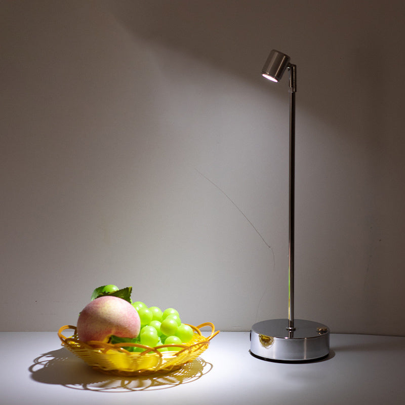 Minimalistische LED Tafellamp van IJzer – 1, 2 of 4 Lichtpunten