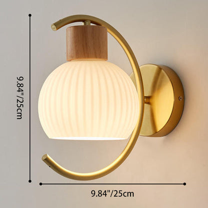 Minimalistische Wandlamp van Rubberwood & Glas – Goud – 3 Designs