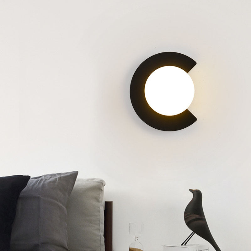 Minimalistische Wandlamp van Glas en Metaal – Zwart of Goud