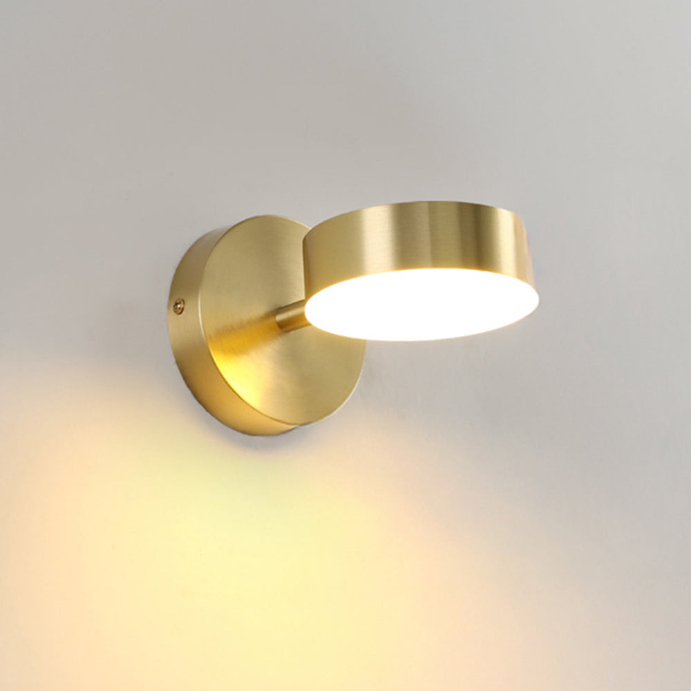 Skära – Minimalistische Wandlamp met Geïntegreerde LED & Gouden Afwerking
