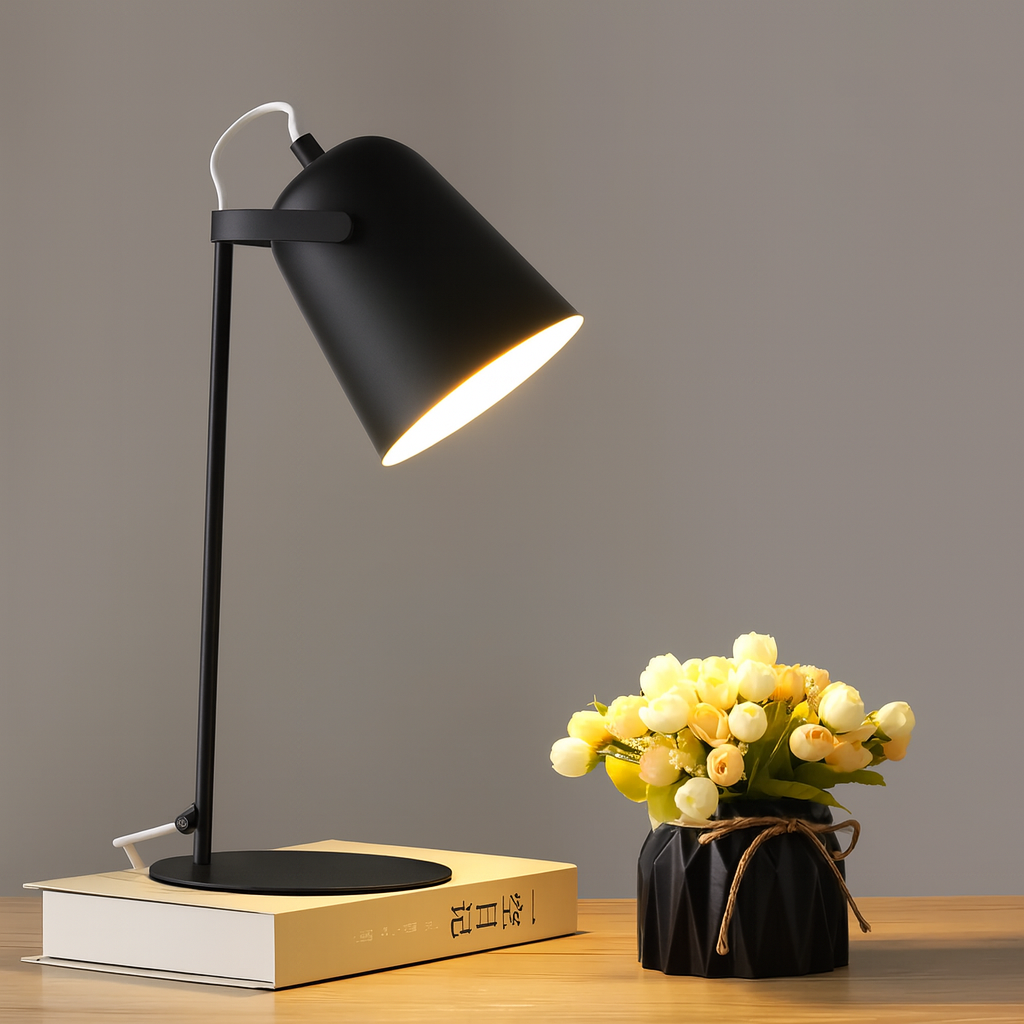 Kleurrijke Bureaulamp met Scandinavisch Design