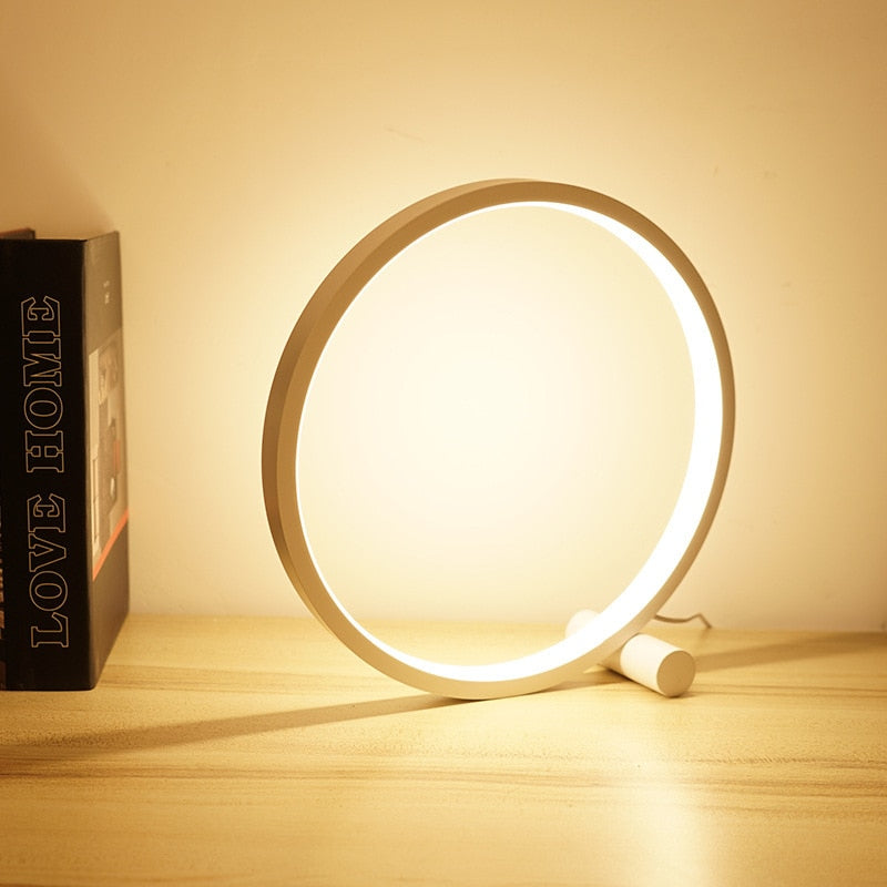 Cirkelvormige Nachtkastlamp met Minimalistisch & Scandinavisch Design