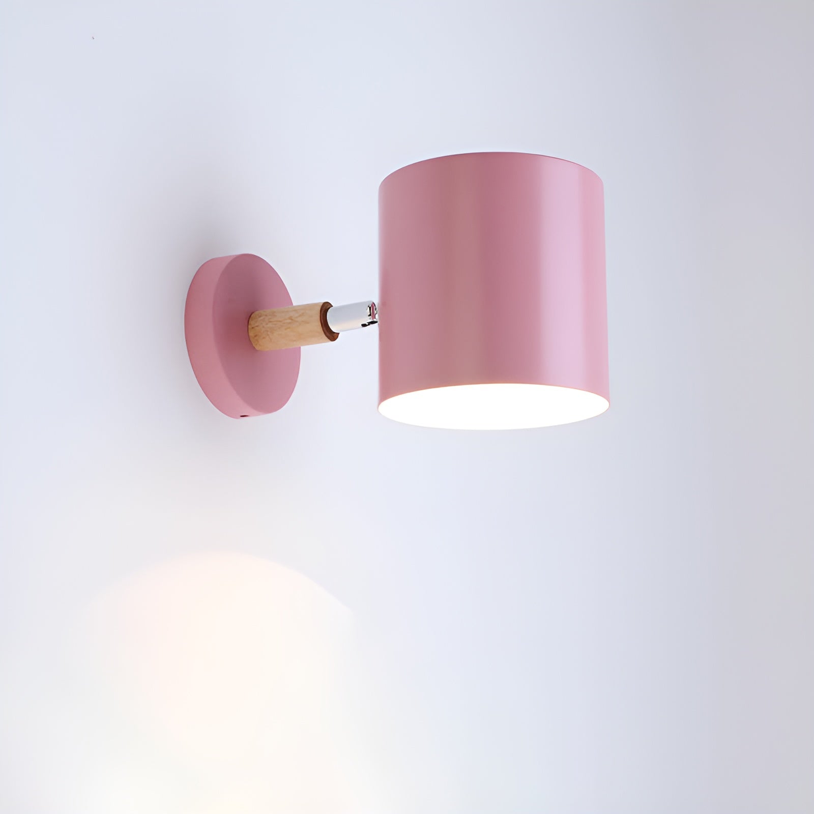 Verstelbare Scandinavische Wandlamp met Pastel Design – Warm Licht & Elegant Interieuraccent