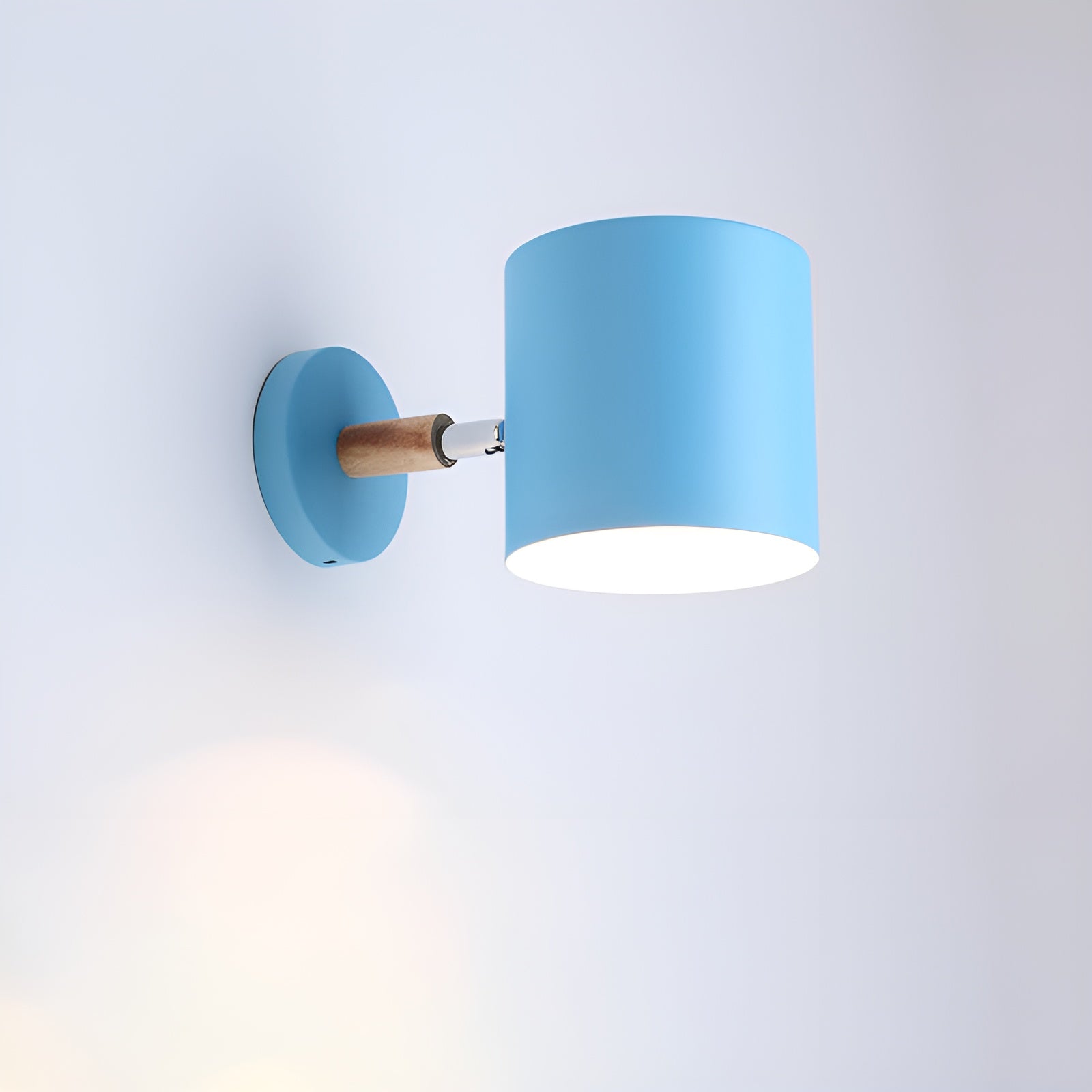 Verstelbare Scandinavische Wandlamp met Pastel Design – Warm Licht & Elegant Interieuraccent