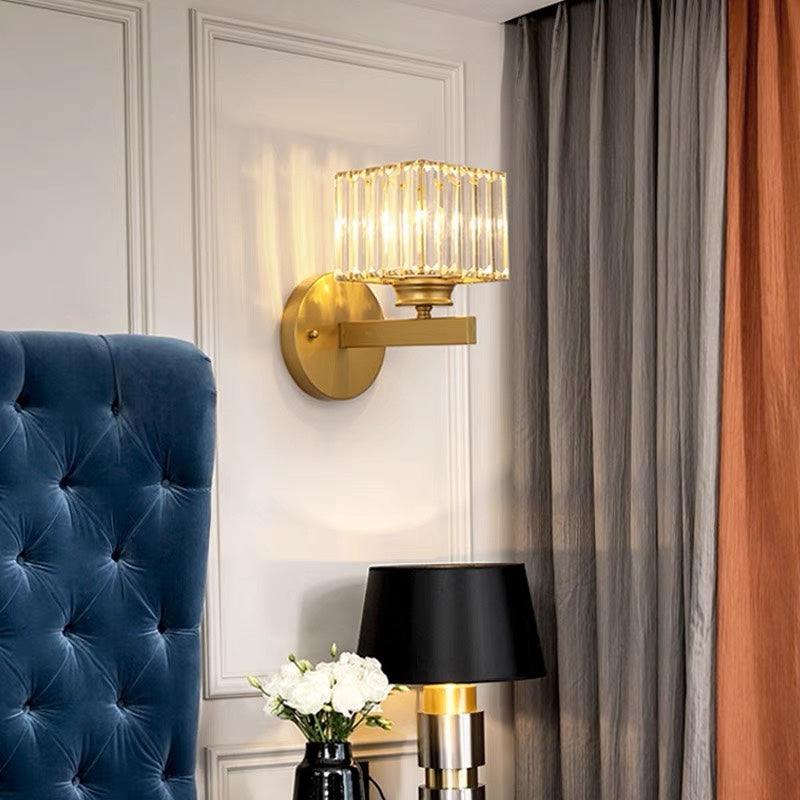 Luca – Wandlamp met Glazen Kap & Matzwarte Basis